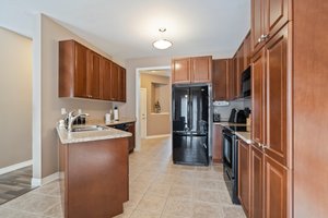 25 Sugarberry Dr, Brampton, ON L6X 0K3, CA Photo 7