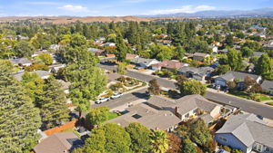 004_F8_AERIAL_25 Tareyton Ct