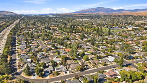 013_F8_AERIAL_25 Tareyton Ct