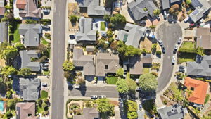 014_F8_AERIAL_25 Tareyton Ct
