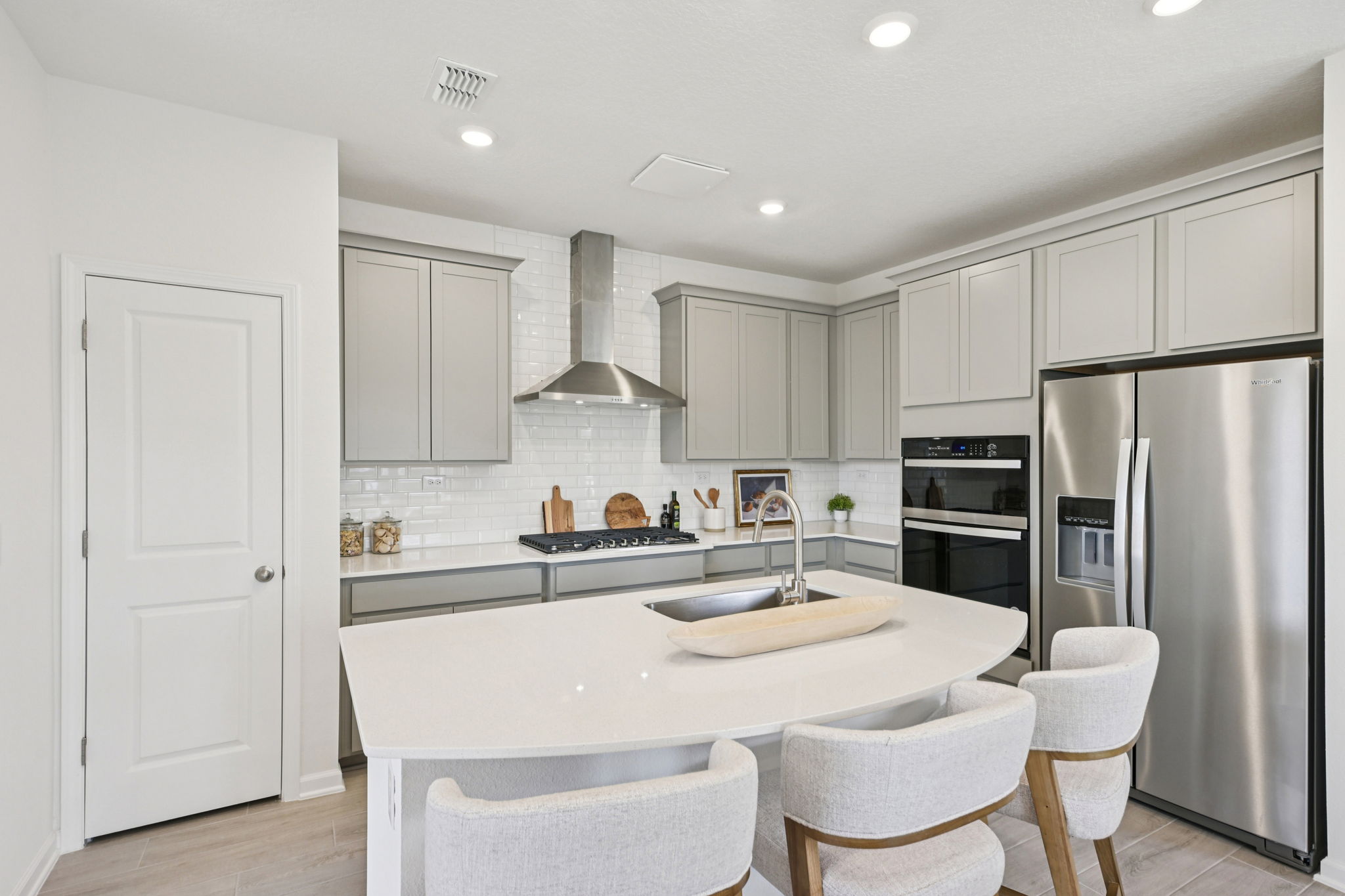 25 Water Elm Walk-S1902-010