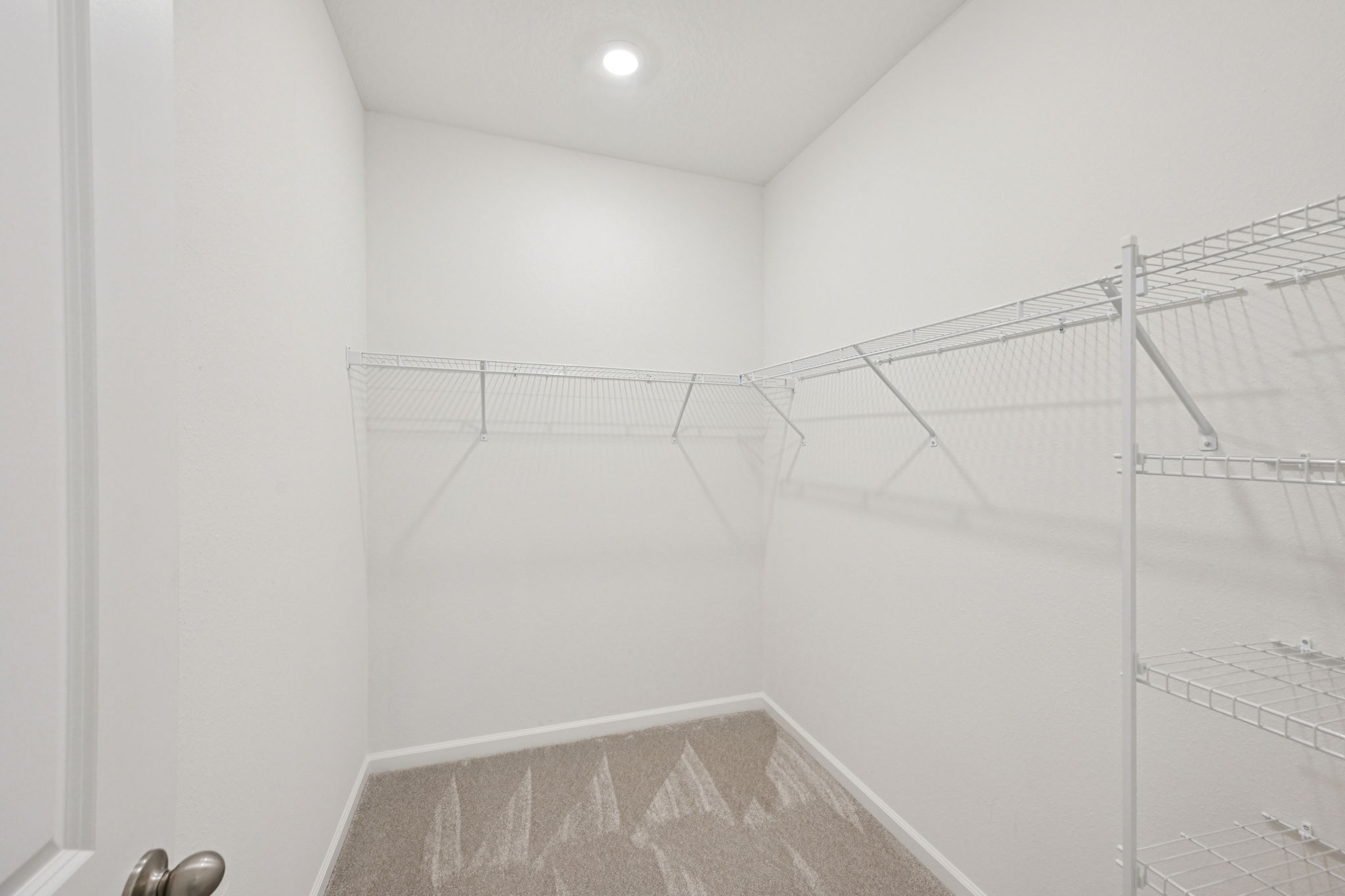 25 Water Elm Walk-S1902-021