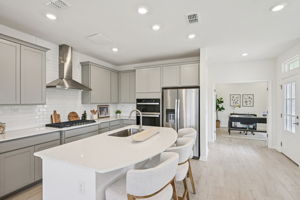 25 Water Elm Walk-S1902-011