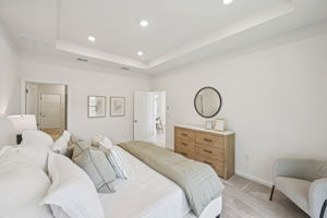 25 Water Elm Walk-S1902-017