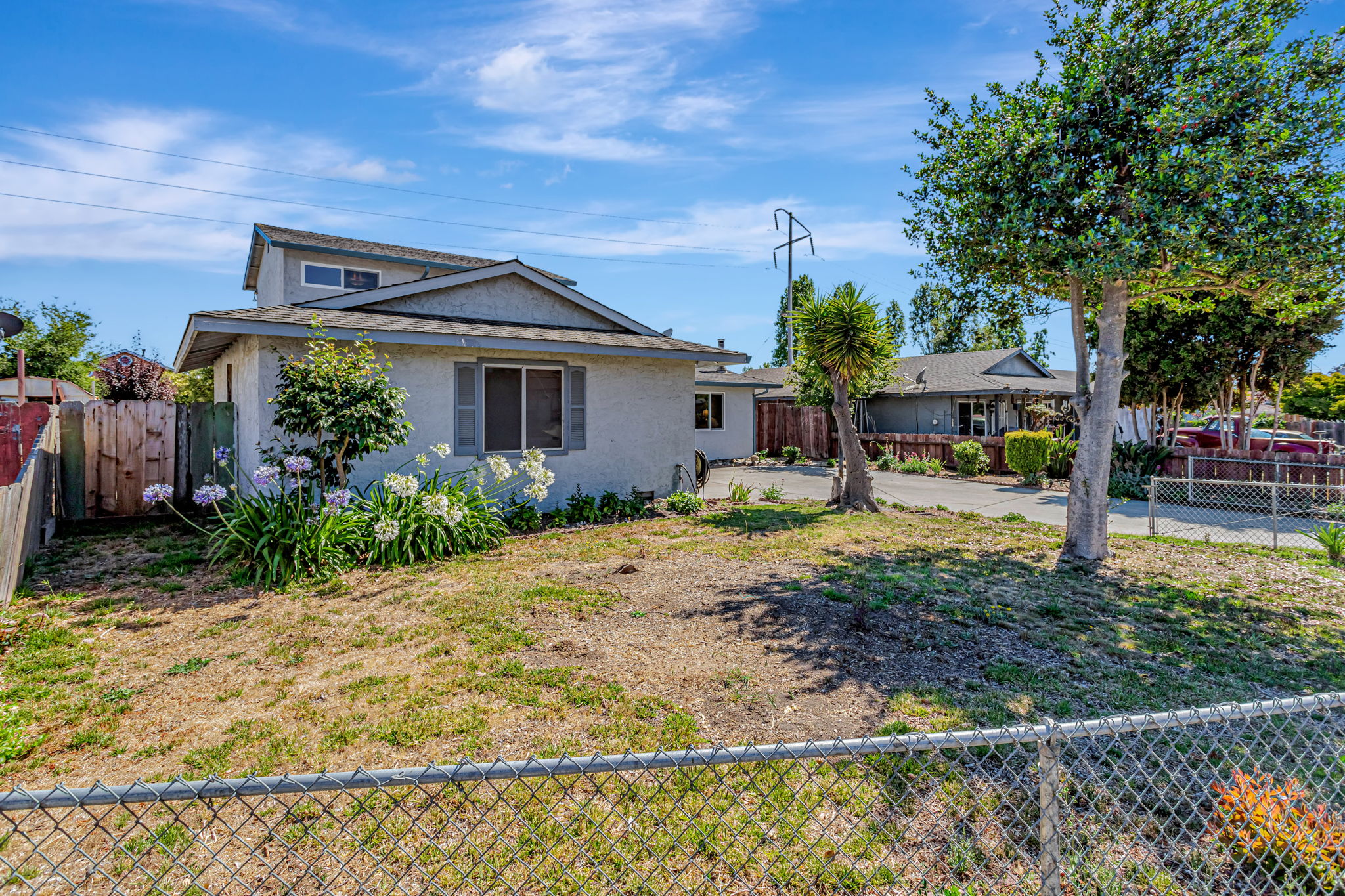 003_250 Arroyo Dr
