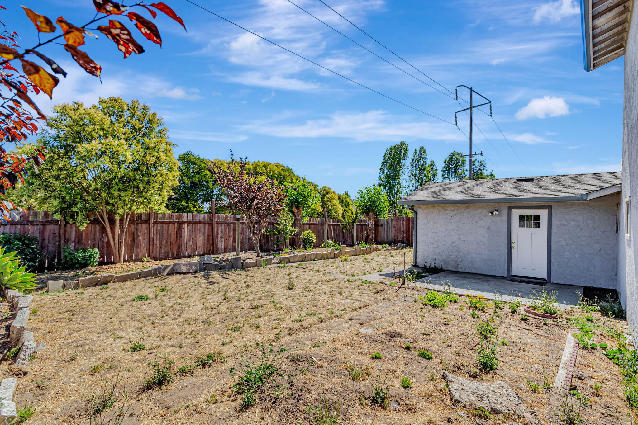 043_250 Arroyo Dr