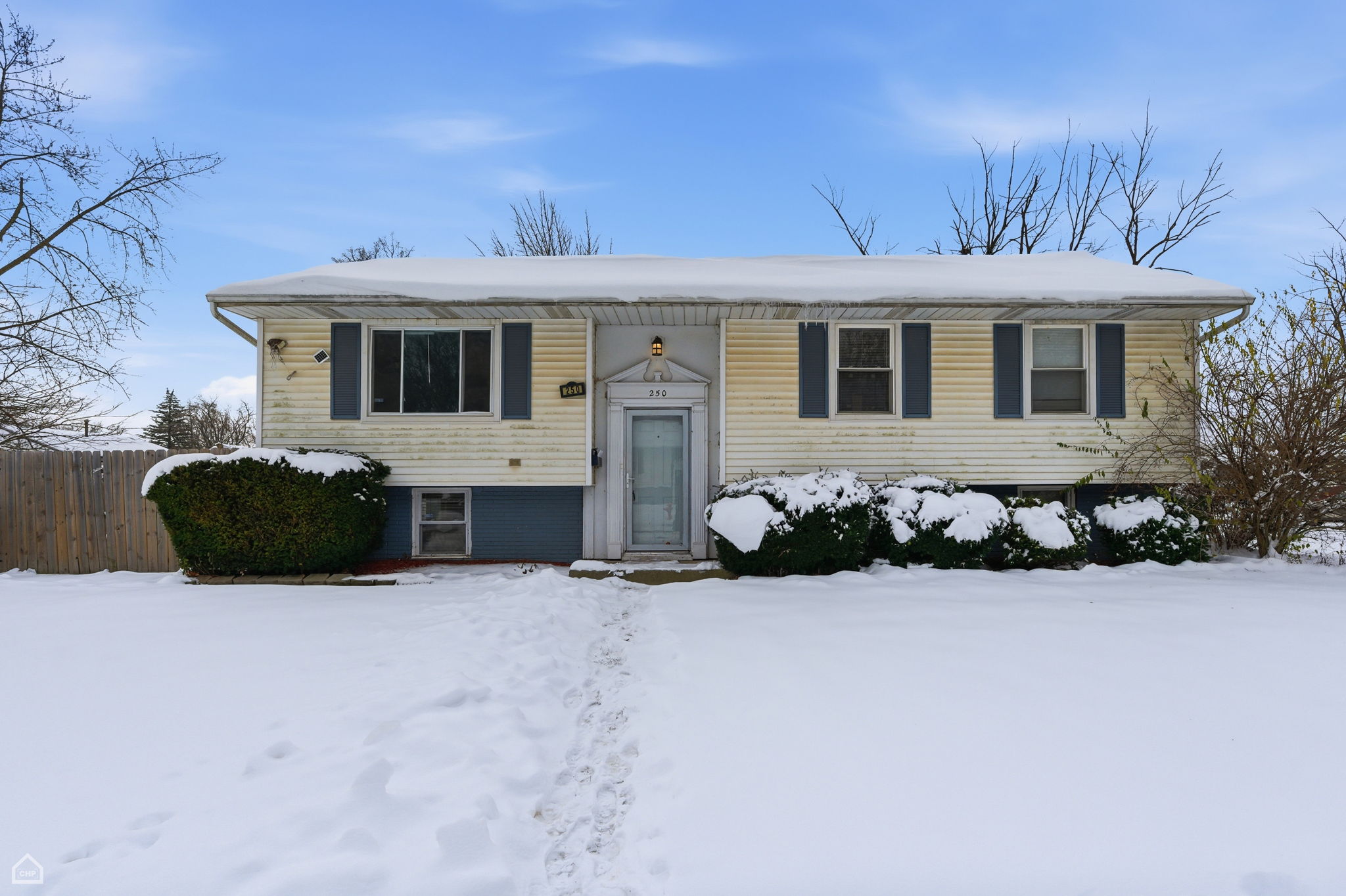 250 E Maple Dr- Karen Biazar_CHP2025_001