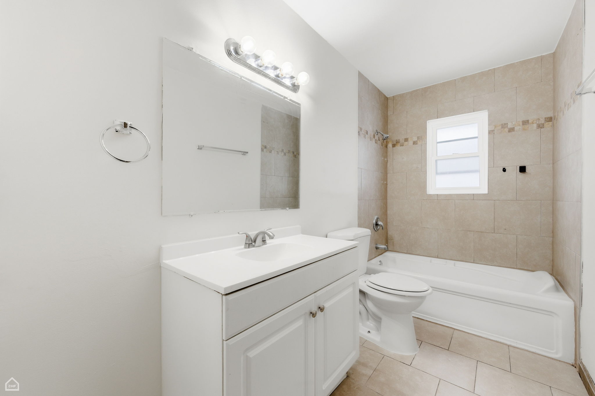 250 E Maple Dr- Karen Biazar_CHP2025_012