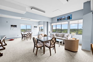 Building - 14th Floor "Skylight Lounge"
