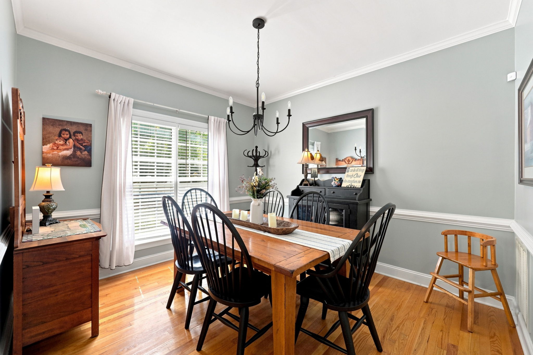  Photo 24