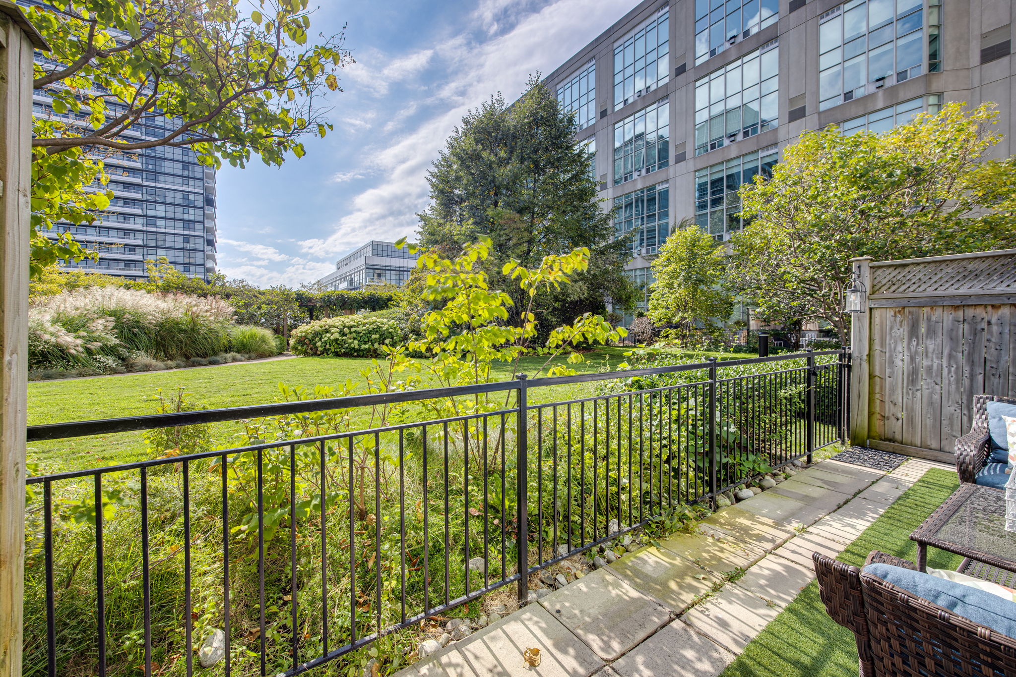Toronto property showcase — delivered property photograph 35