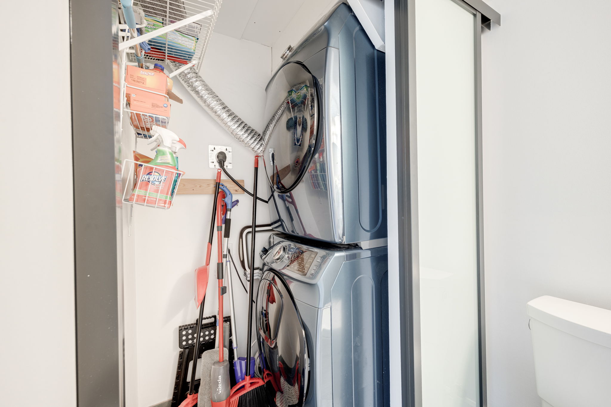 Toronto property showcase — delivered property photograph 30