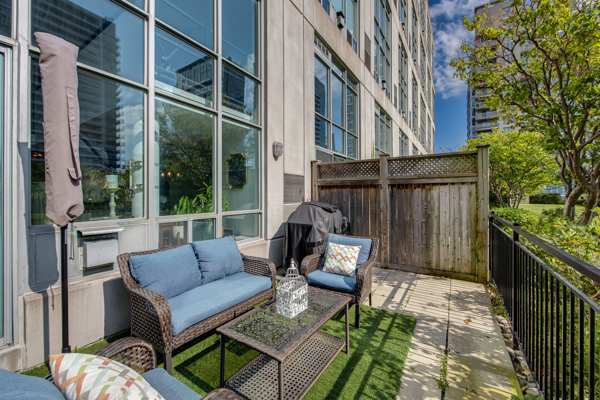 Toronto property showcase — delivered property photograph 33