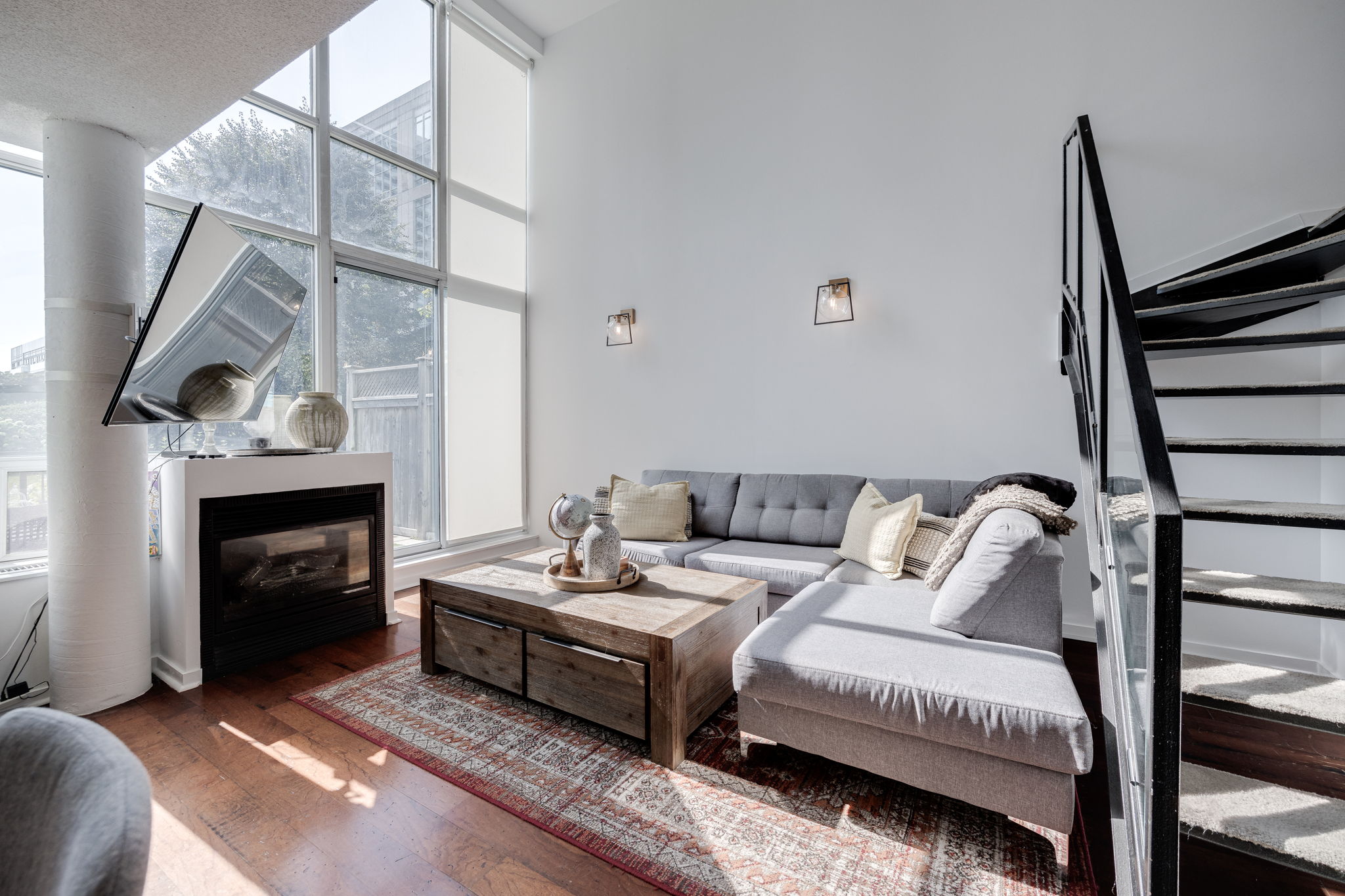 Toronto property showcase — delivered property photograph 12
