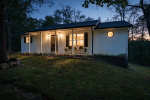  Photo 0