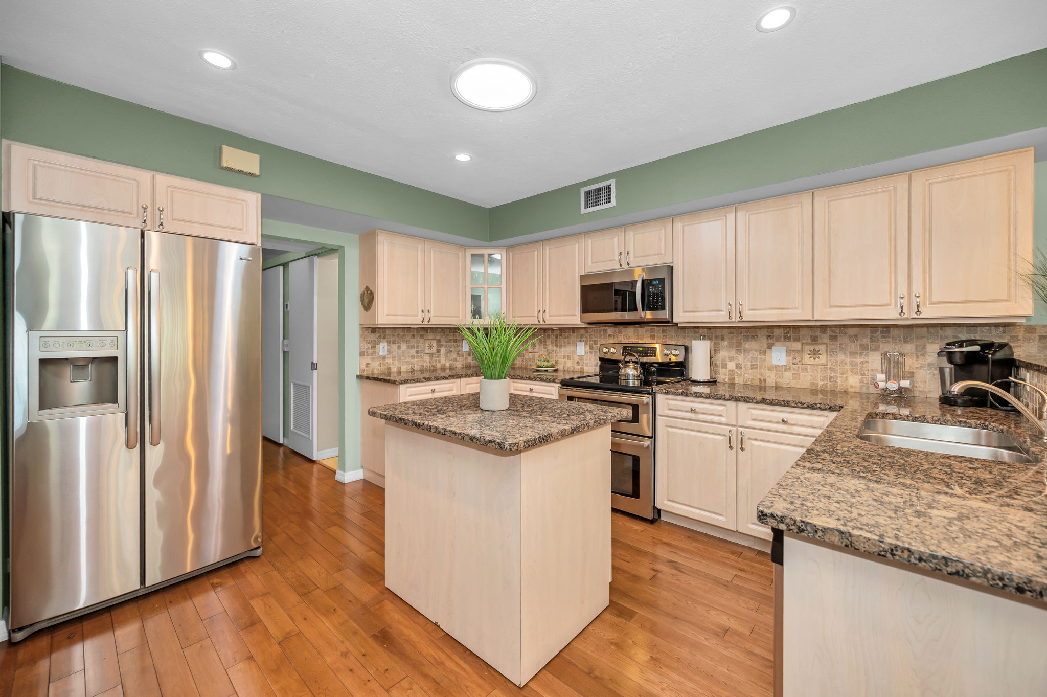 Kitchen2