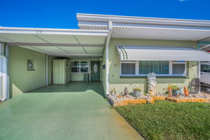 Front Exterior4