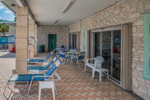 3-Lanai