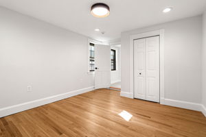 250 W Fifth St, Boston, MA 02127, USA Photo 41