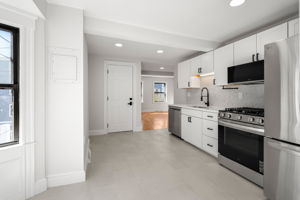 250 W Fifth St, Boston, MA 02127, USA Photo 14