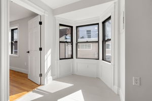 250 W Fifth St, Boston, MA 02127, USA Photo 16