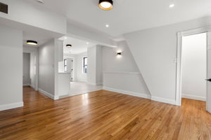 250 W Fifth St, Boston, MA 02127, USA Photo 31