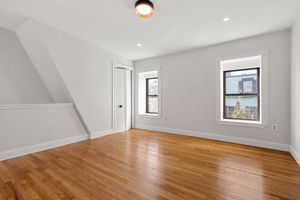 250 W Fifth St, Boston, MA 02127, USA Photo 33
