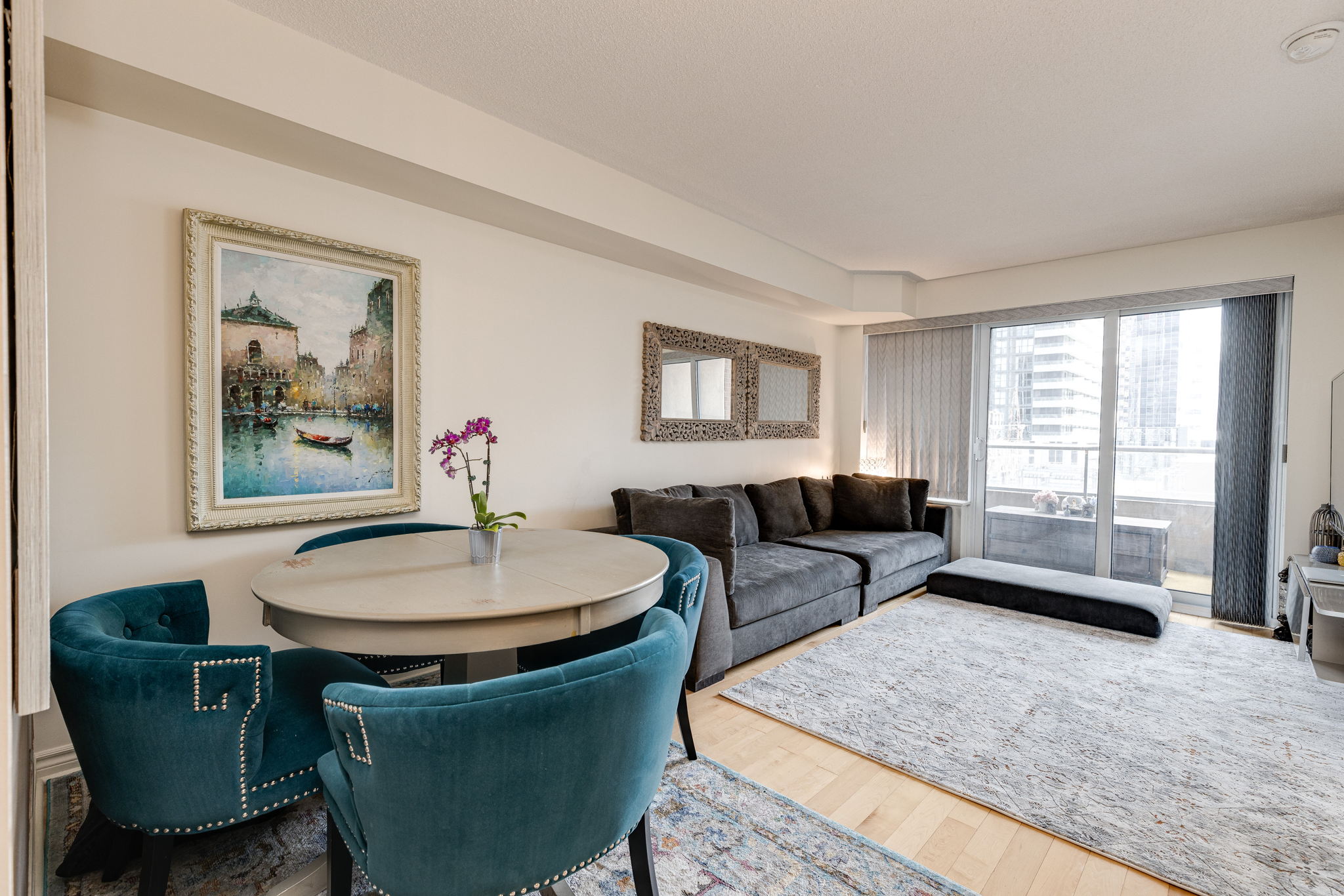 Toronto property showcase — delivered property photograph 4