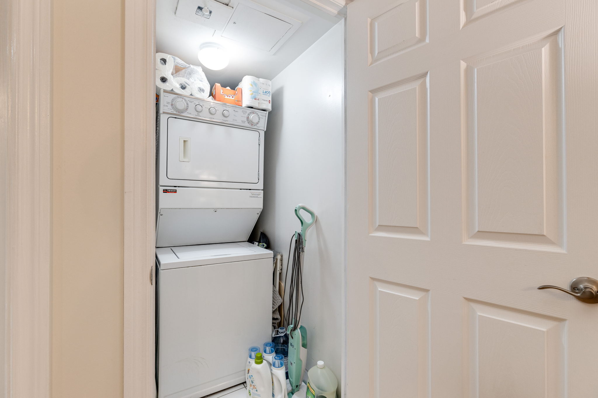 Toronto property showcase — delivered property photograph 21