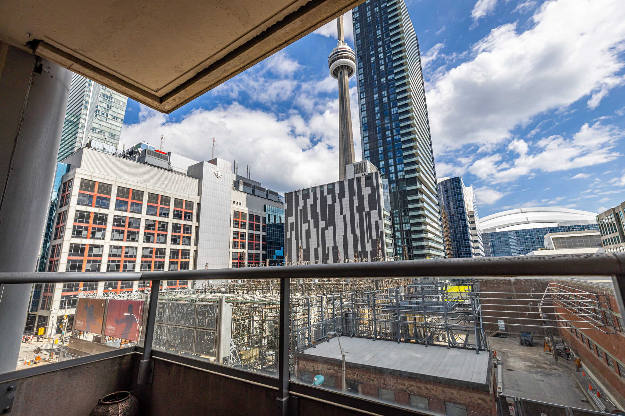 Toronto property showcase — delivered property photograph 28