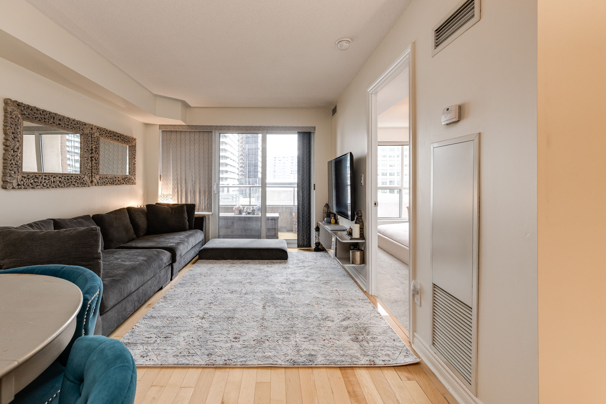 Toronto property showcase — delivered property photograph 5