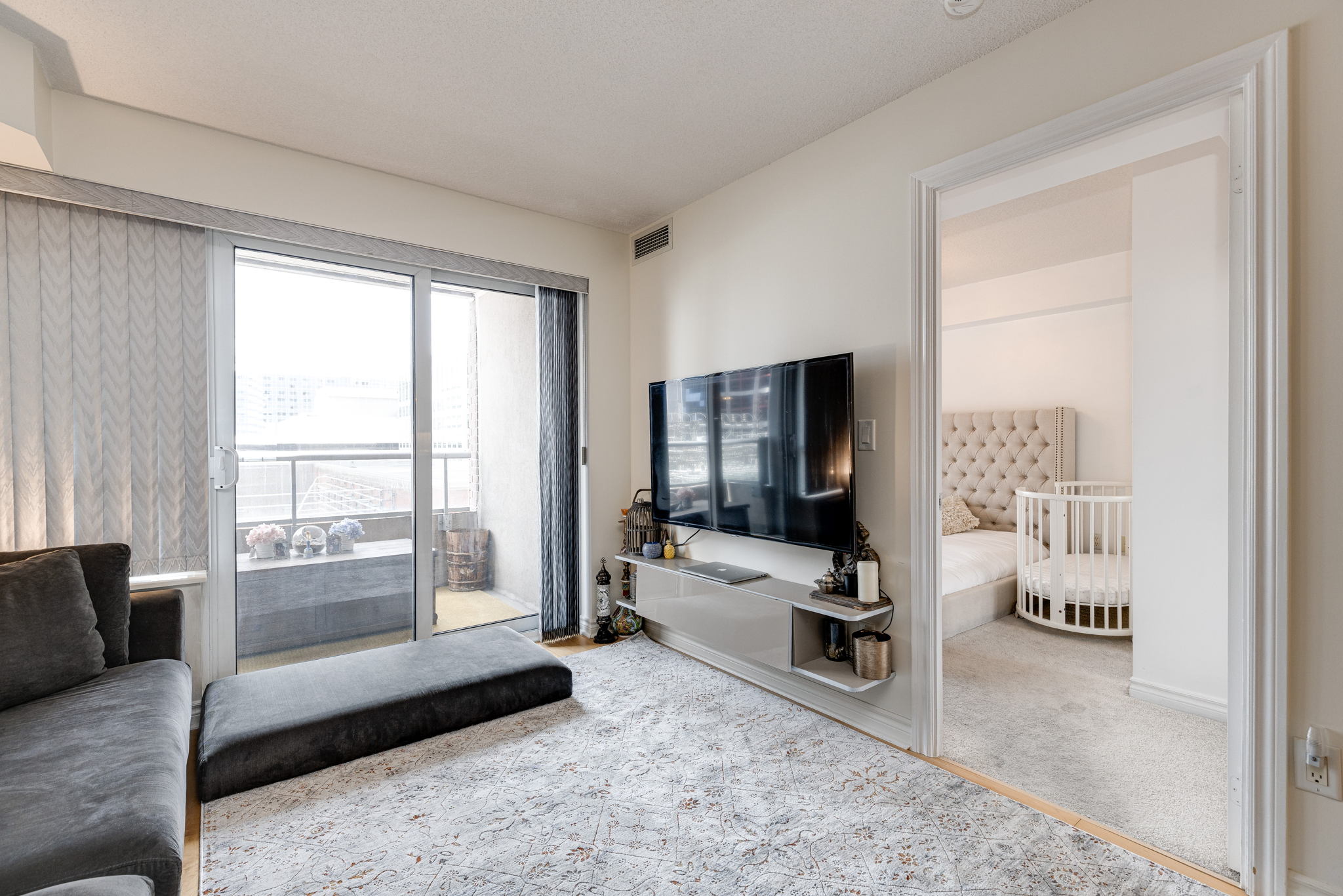 Toronto property showcase — delivered property photograph 6