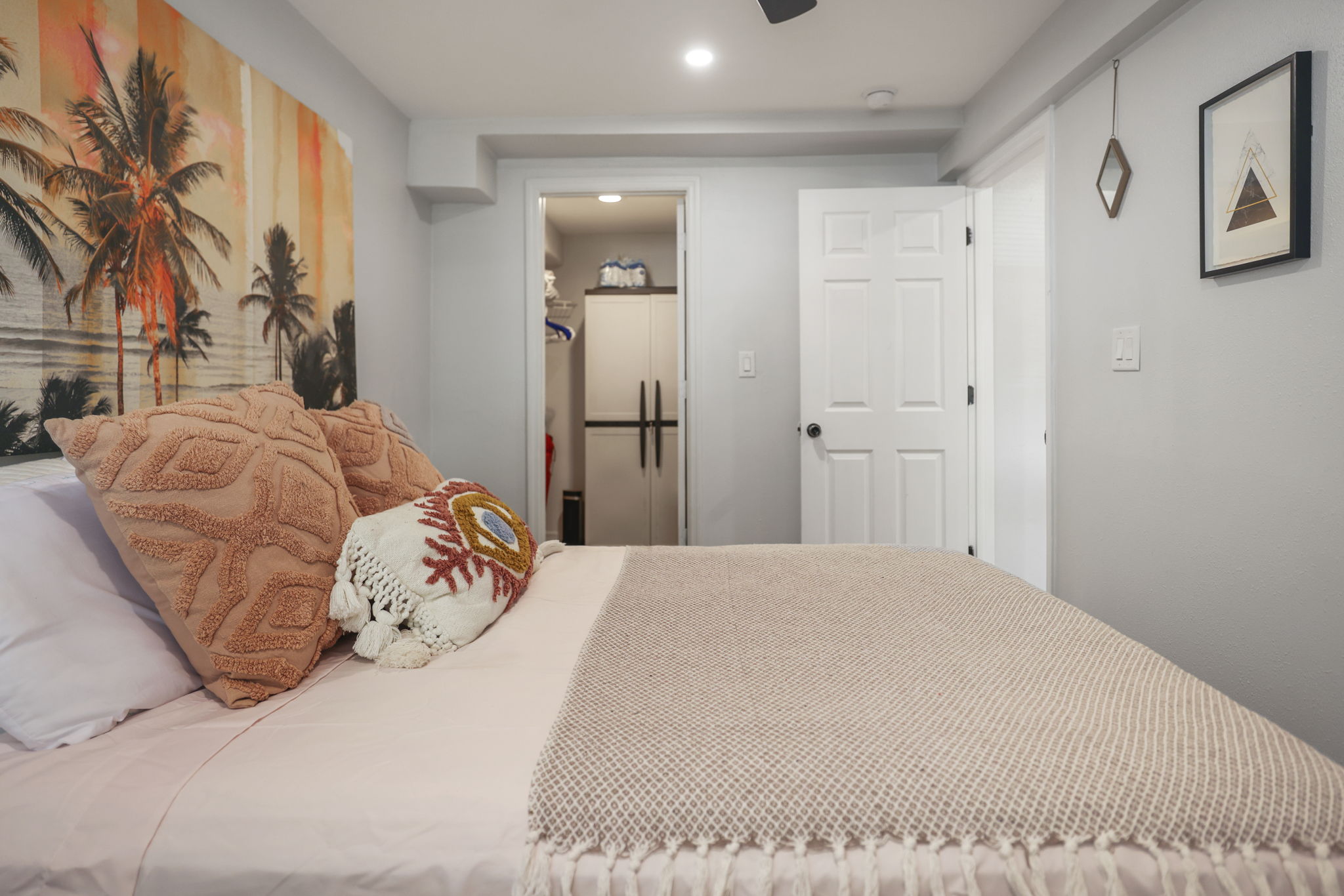 B Bedroom 1 B - 495A9032 (1)