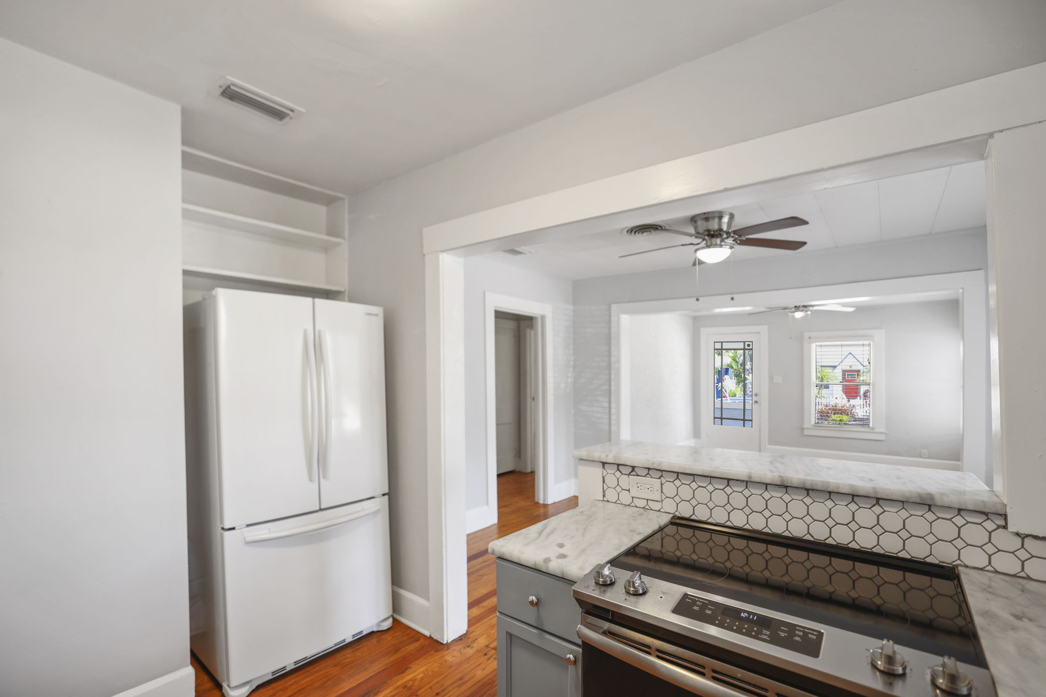 A Kitchen LR DR - 495A9108 (1)