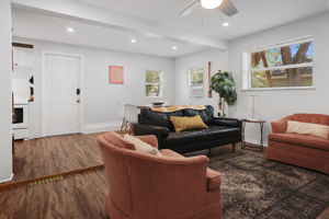 B LR DR B - 495A9057 (1)