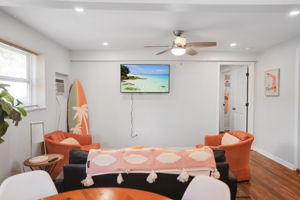 B LR B - 495A9070 (1)