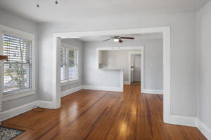 A LR DR Kitchen - 495A9078 (1)