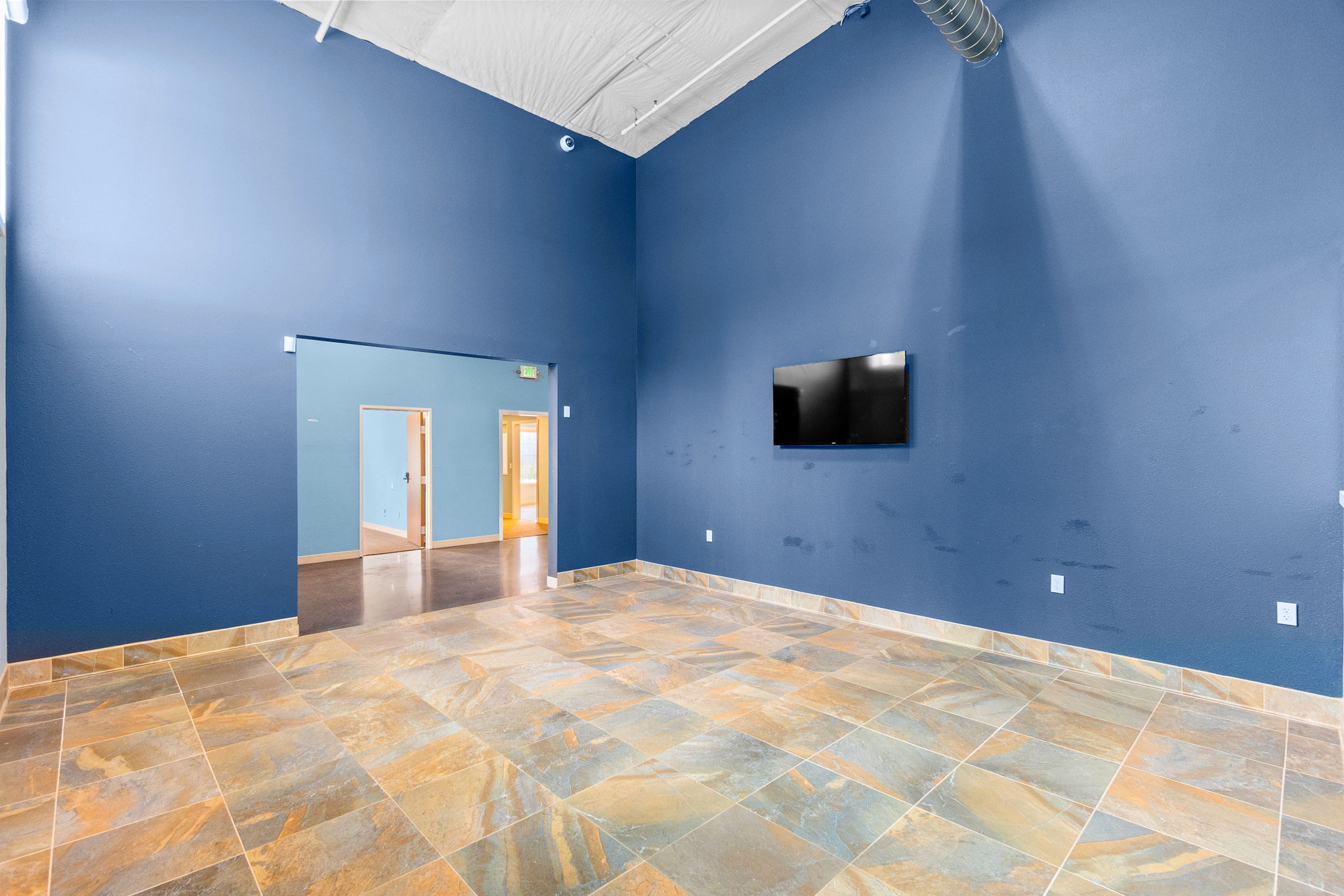  Photo 50