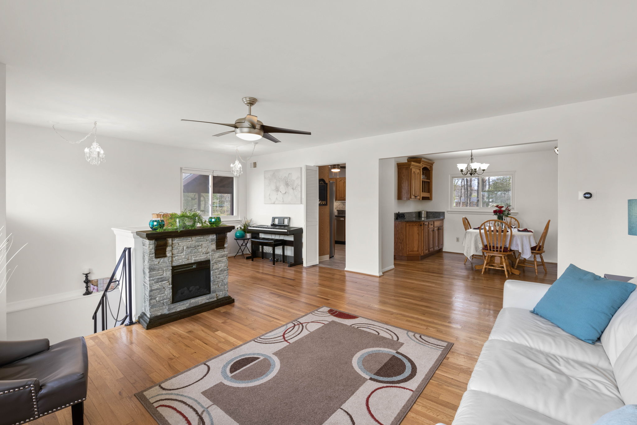 Living Room/Dining Room