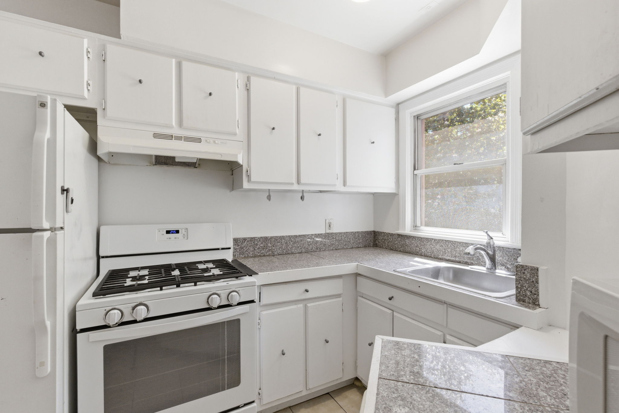 2500 Q St NW_064