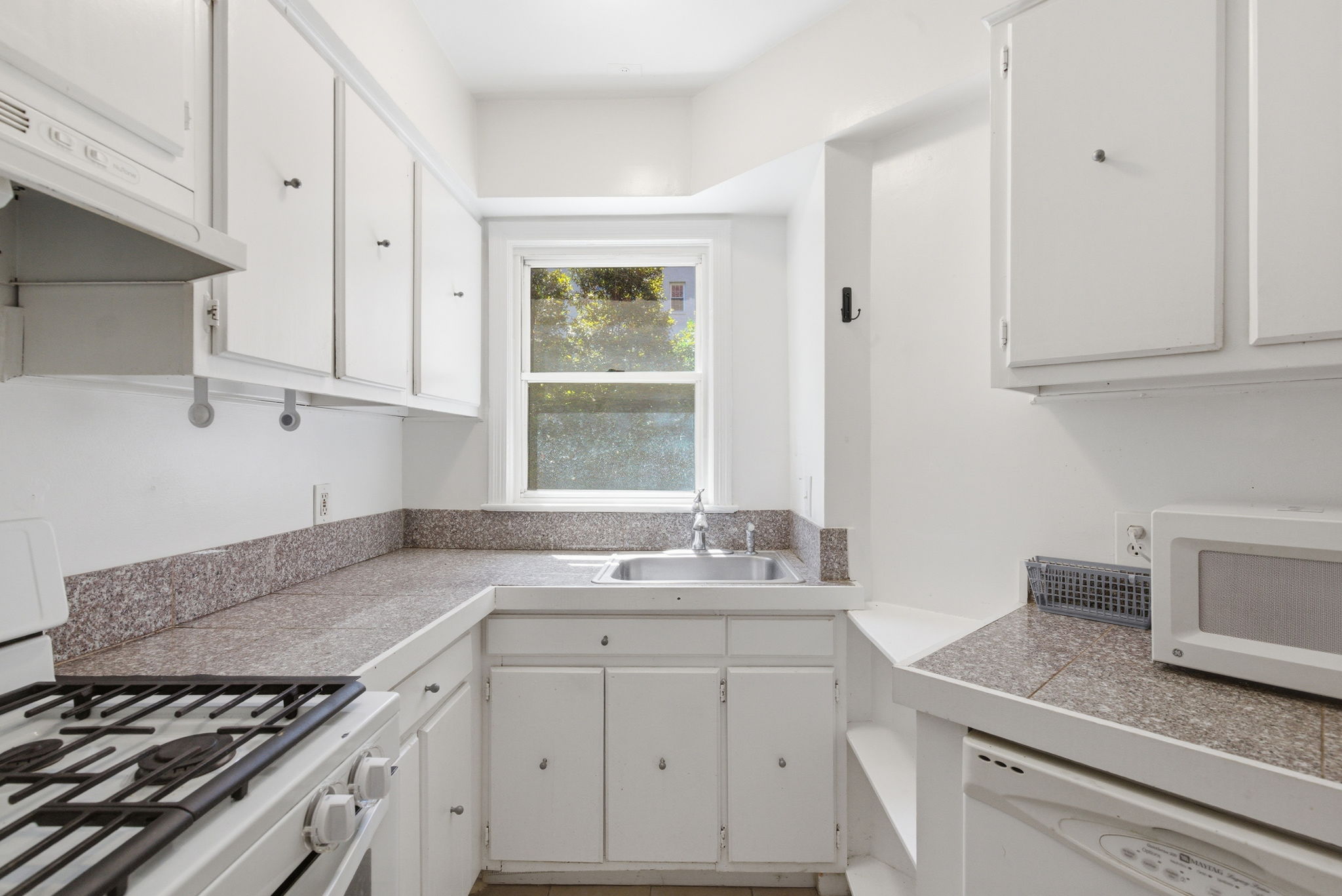 2500 Q St NW_067