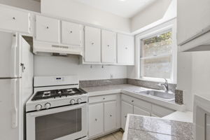 2500 Q St NW_064