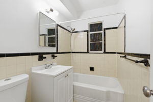 2500 Q St NW_070