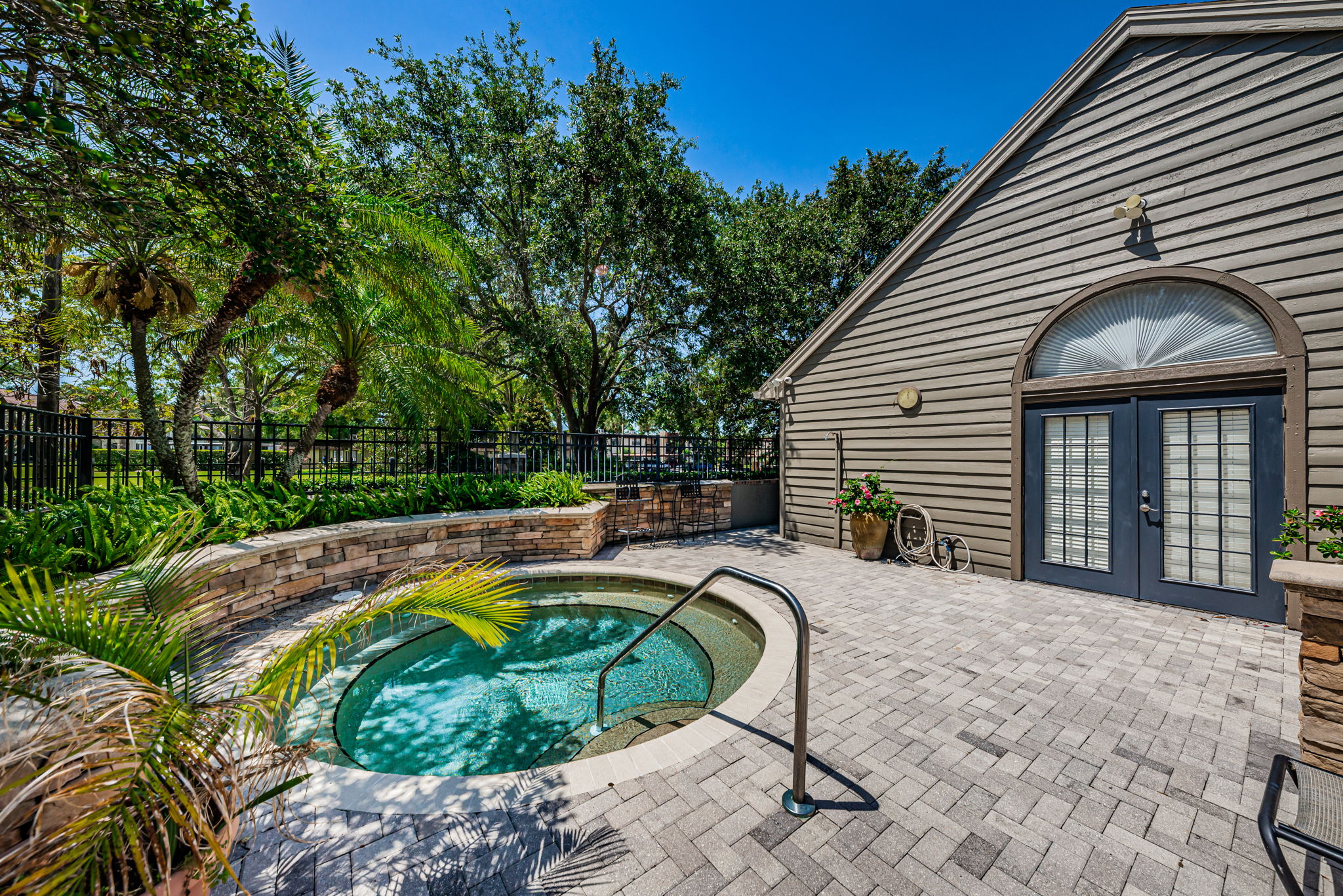 26-Clubhouse Hot Tub