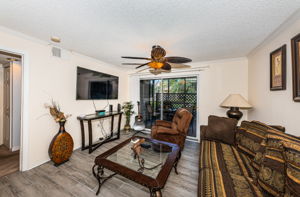 Living Room 3-2