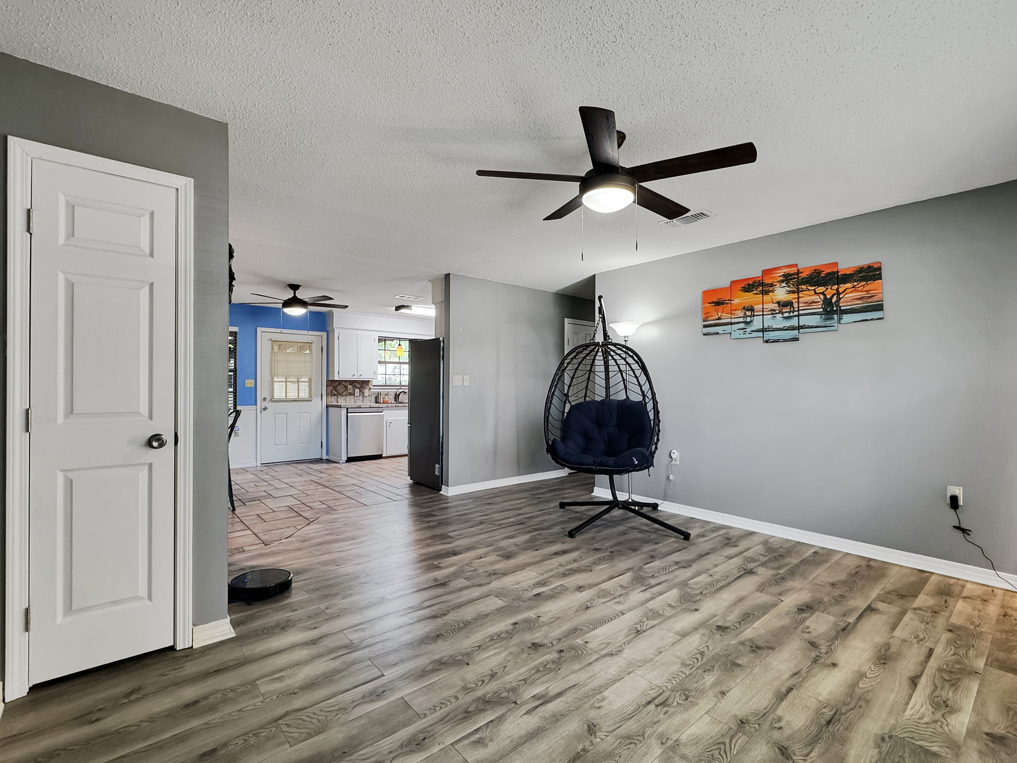 Formal Living room 3