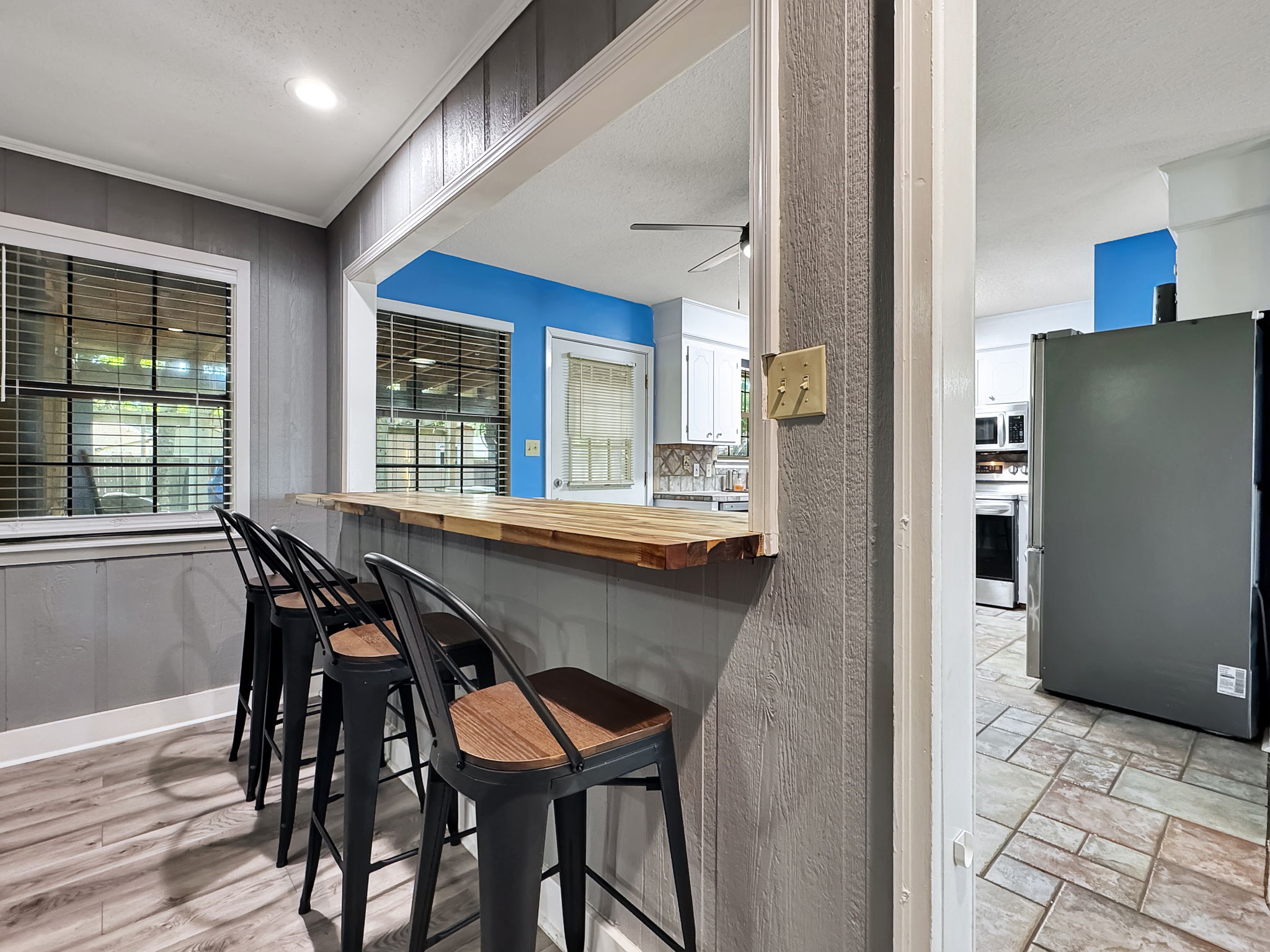 Bar - Living Room Side
