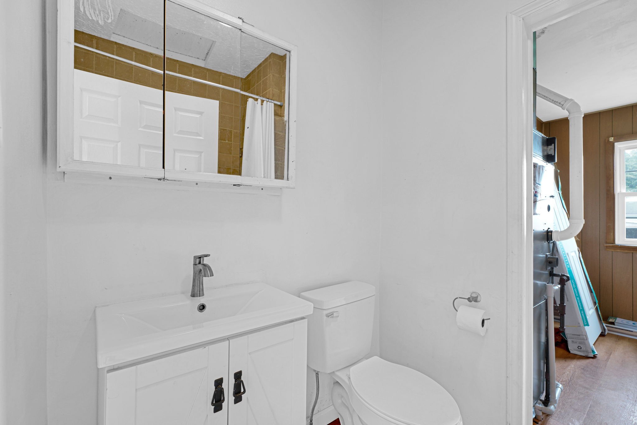 New Toilet & Vanity