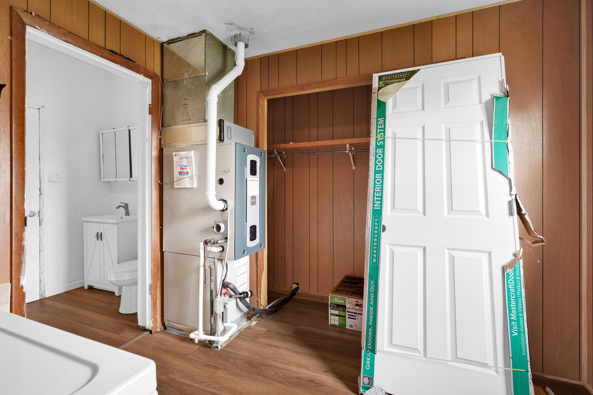 New HVAC - 12yr Warranty