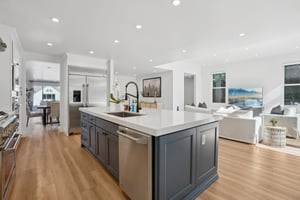 N Poinsettia Ave-0306-027.jpg